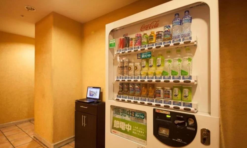 Hotel Washington R&b Otsuka Eki Kitaguchi 3*